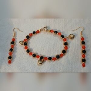 NWT Handcrafted Elegant Black, Gold & Ryby Red Valentine's Bracelet Set.